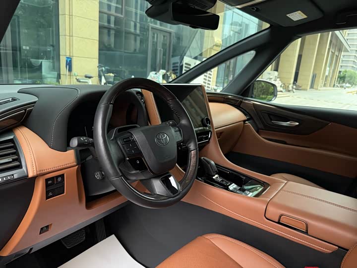 Фото 8 - Toyota Alphard