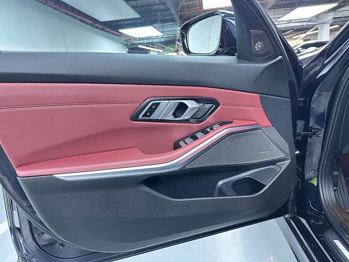 Фото 7 - BMW 3 Series