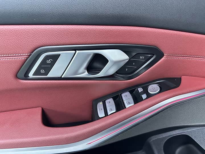 Фото 8 - BMW 3 Series