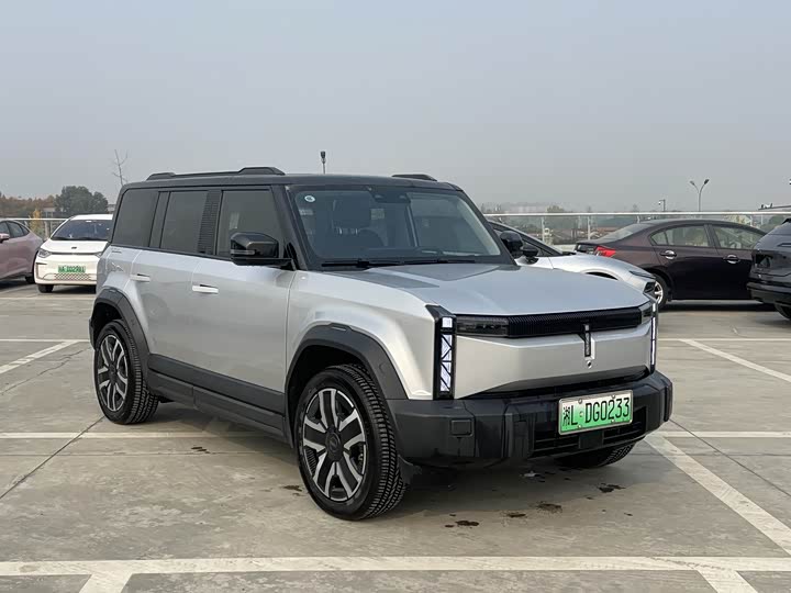 Фото 3 - Chery iCar 03