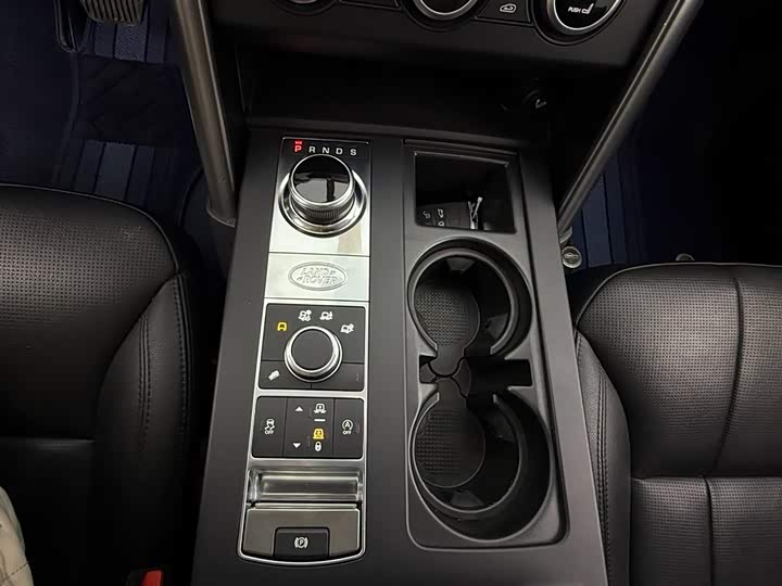 Фото 9 - Land Rover Discovery