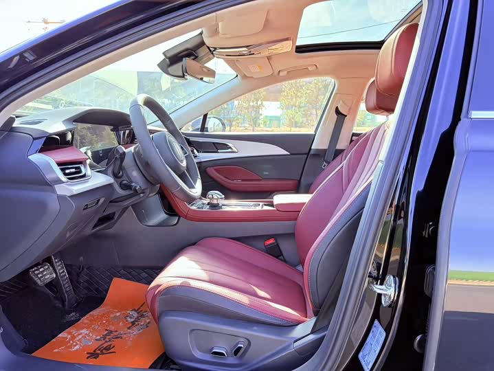 Фото 4 - Hongqi H5