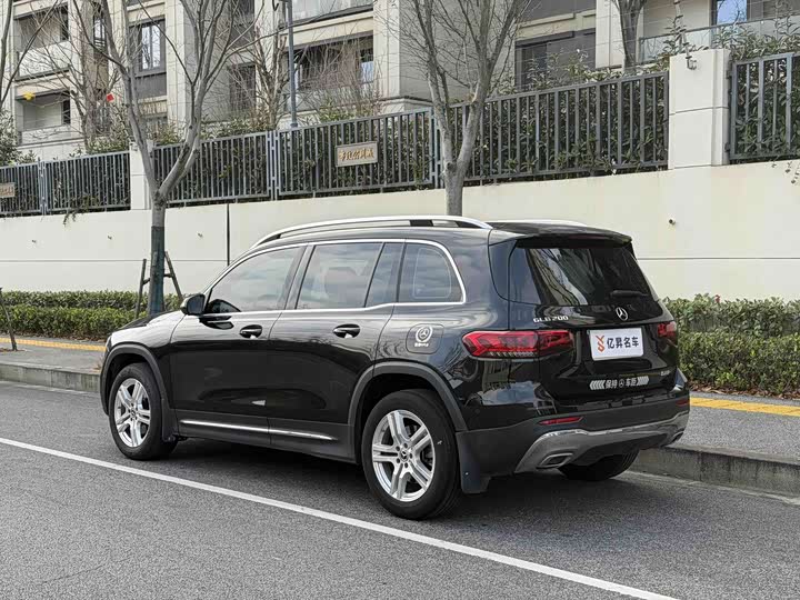 Фото 5 - Mercedes-Benz GLB-Class