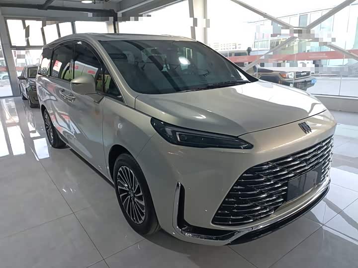 Фото 4 - Buick GL8 Hybrid