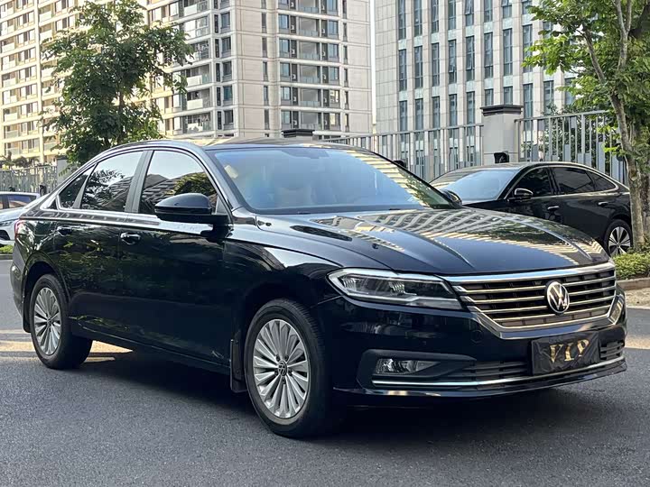 Фото 3 - Volkswagen Lavida