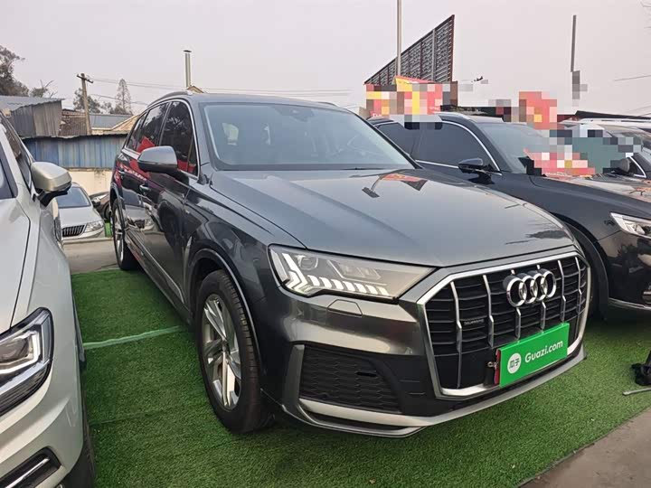 Фото 4 - Audi Q7