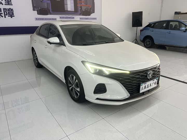 Фото 3 - Changan Eado Plus