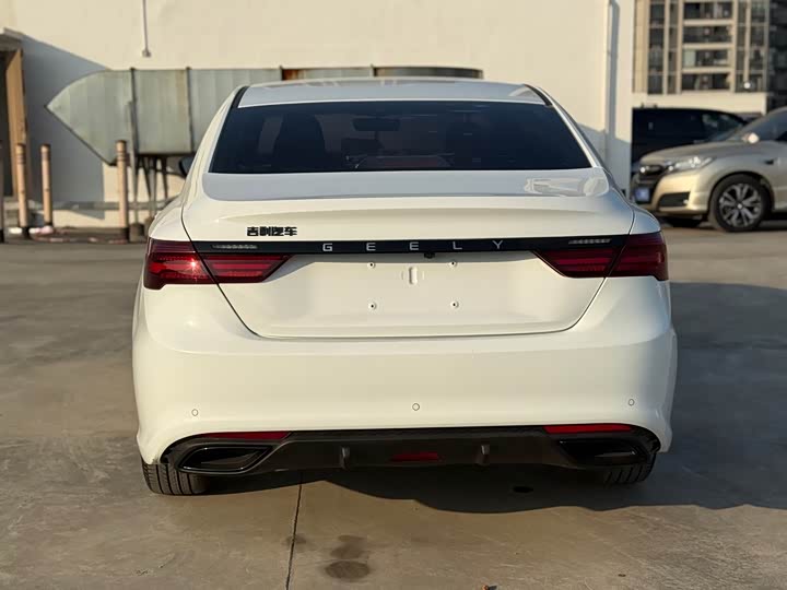 Фото 6 - Geely Binrui