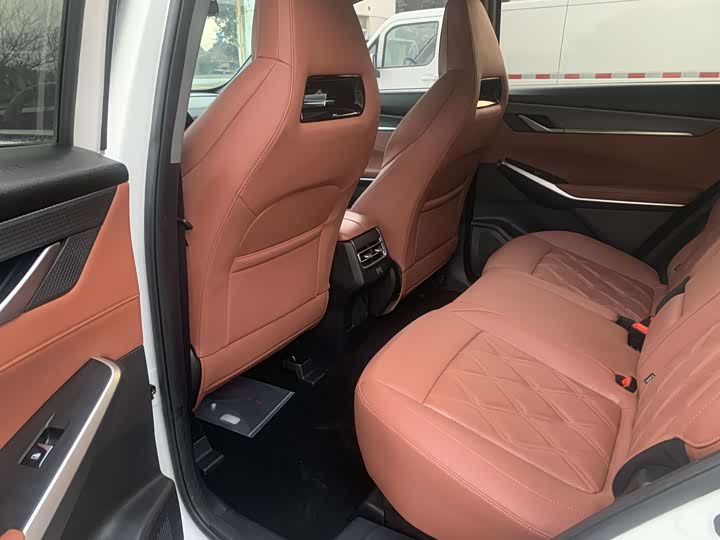 Фото 7 - Changan CS75 Plus