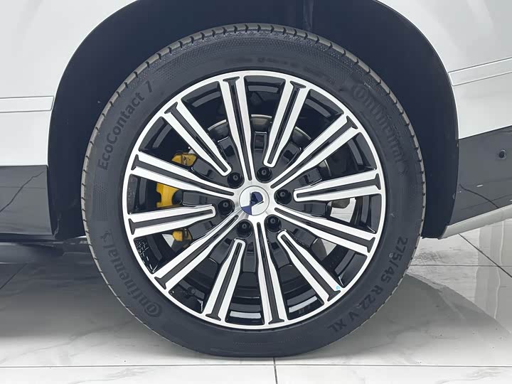 Фото 8 - Denza N9