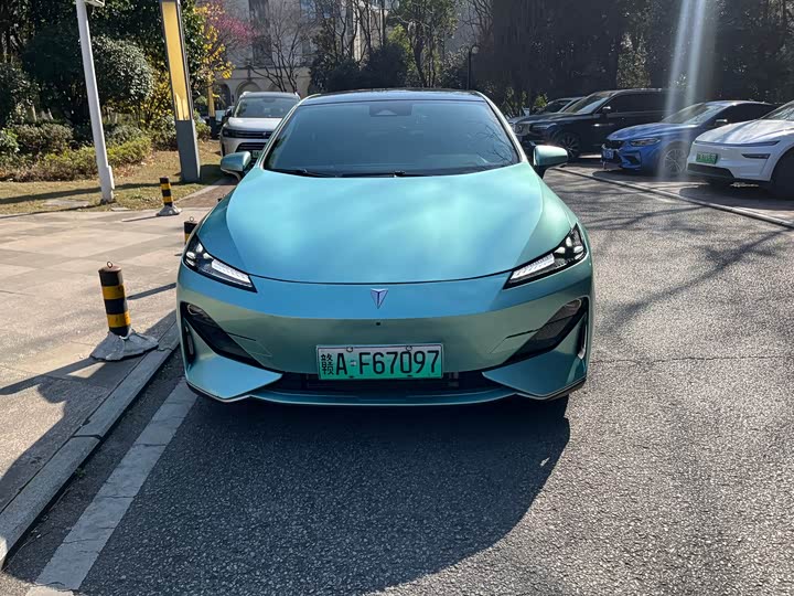 Фото 2 - Changan Deepal SL03