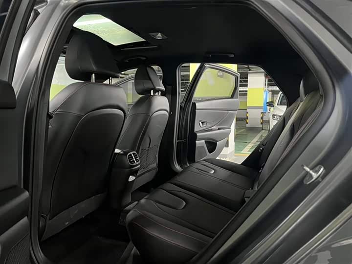 Фото 8 - Hyundai Elantra N line