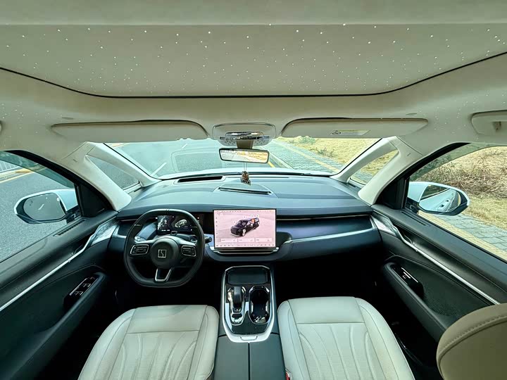 Фото 7 - Zeekr 009