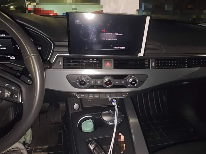 Фото 6 - Audi A4L