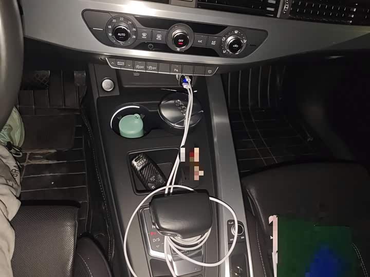 Фото 7 - Audi A4L