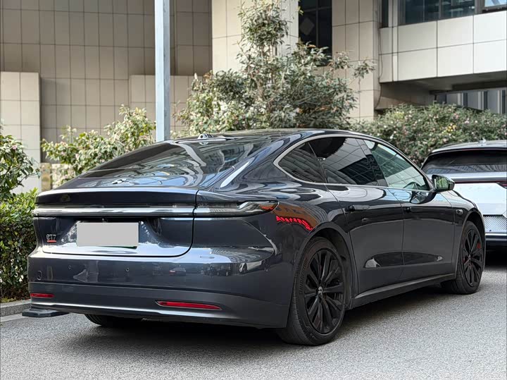 Фото 6 - Nio ET7