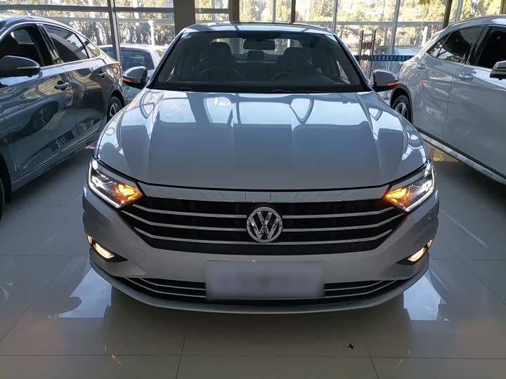 Фото 3 - Volkswagen Sagitar L