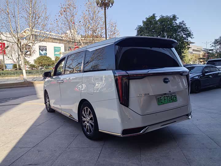 Фото 5 - GAC Trumpchi E9