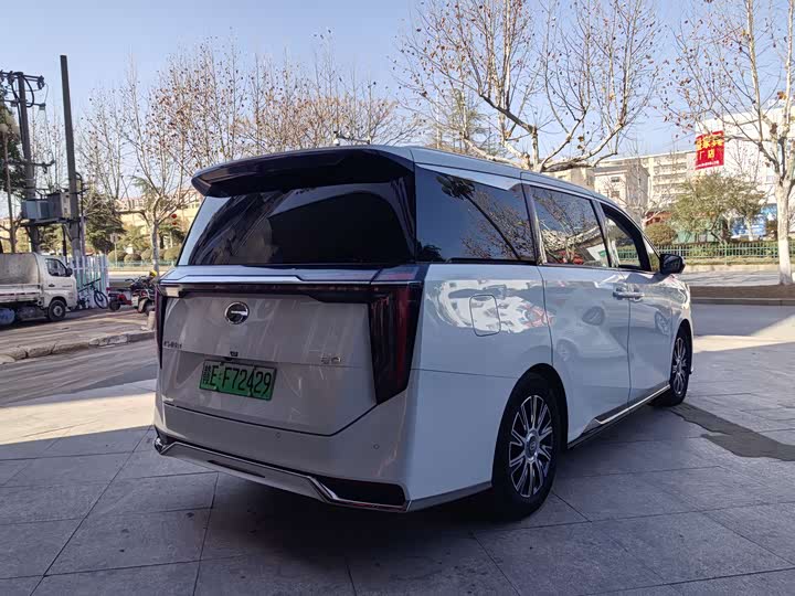 Фото 7 - GAC Trumpchi E9