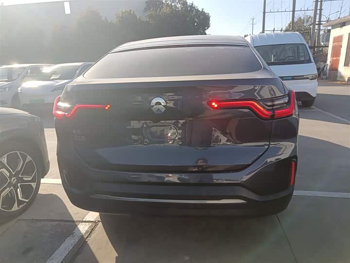 Фото 6 - Nio EC6