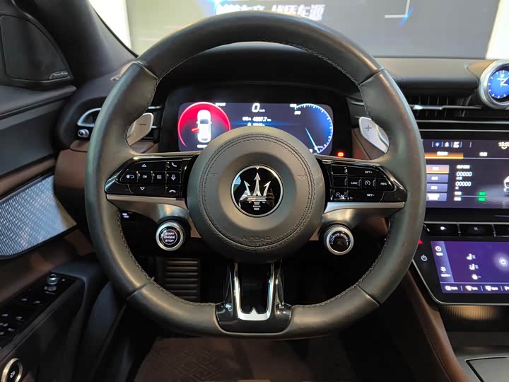 Фото 7 - Maserati Grecale