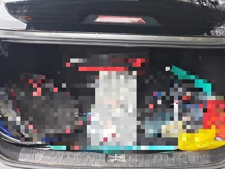 Фото 4 - Geely Emgrand