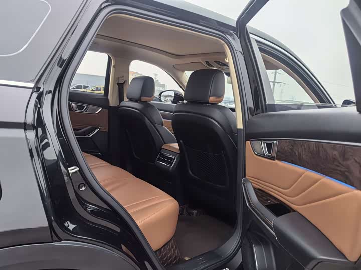 Фото 8 - Bestune T99