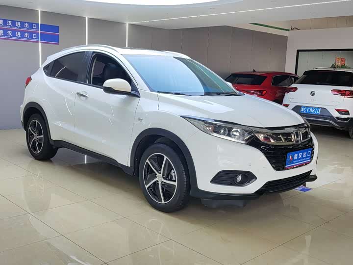 Фото 3 - Honda Vezel