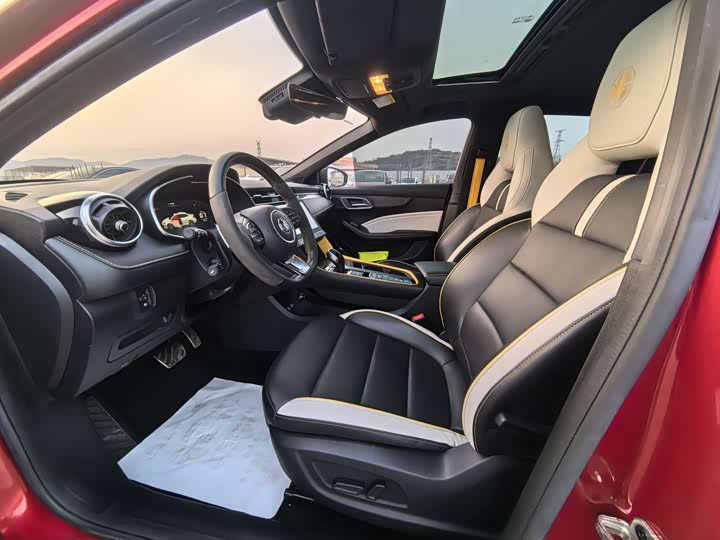 Фото 7 - MG Motor 6