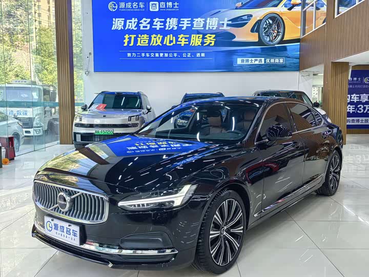 Фото 1 - Volvo S90