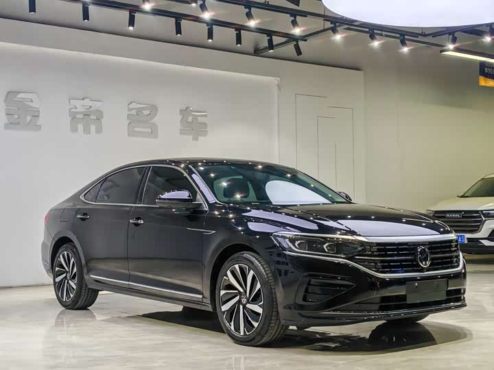 Фото 3 - Volkswagen Passat