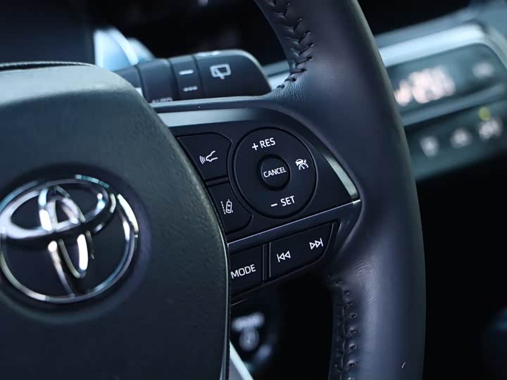 Фото 7 - Toyota Venza