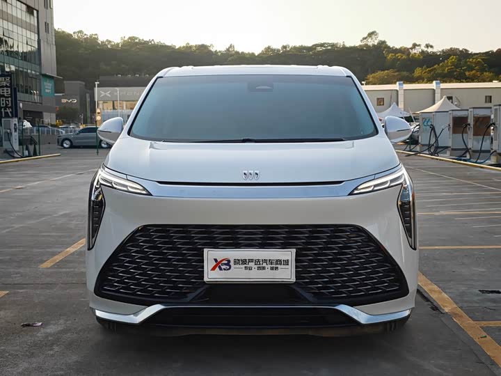 Фото 2 - Buick GL8 Century