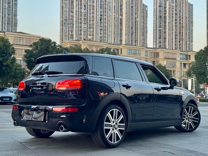 Фото 2 - Mini Clubman