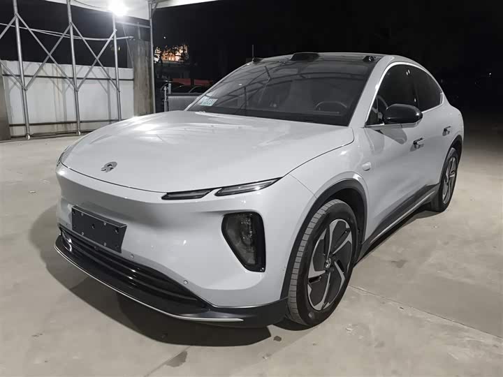 Фото 1 - Nio ES6