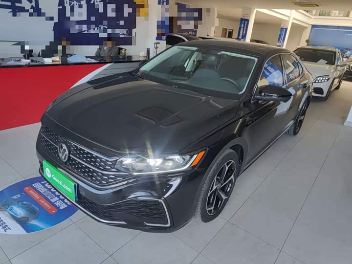 Фото 2 - Volkswagen Passat