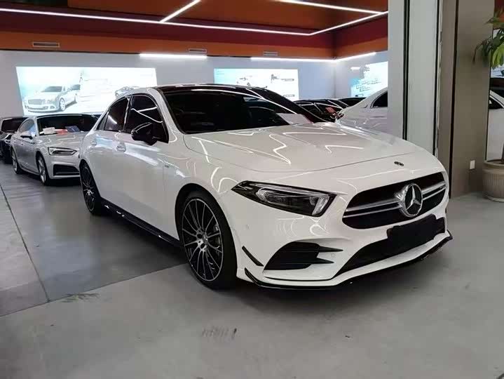 Фото 3 - Mercedes-Benz A-Class AMG