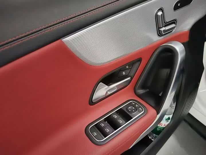 Фото 4 - Mercedes-Benz A-Class AMG