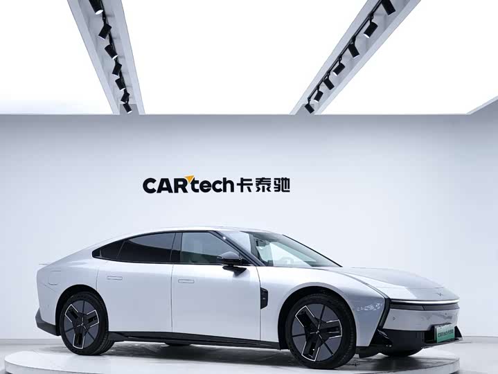 Фото 5 - XPeng P7