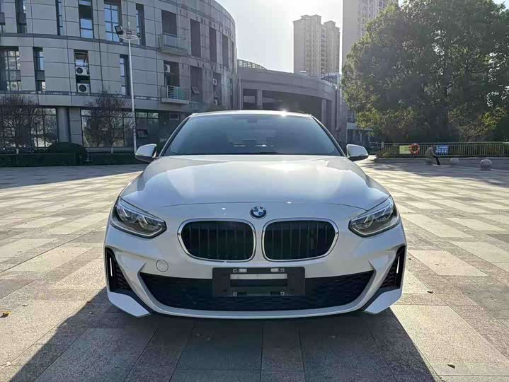 Фото 3 - BMW 1 Series