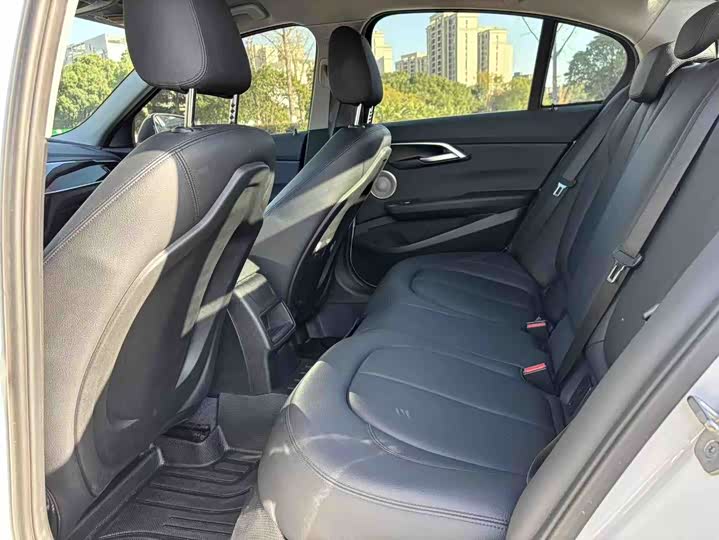 Фото 5 - BMW 1 Series