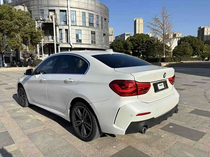 Фото 7 - BMW 1 Series
