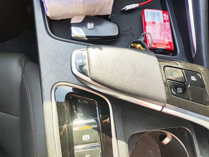 Фото 7 - Changan UNI-T