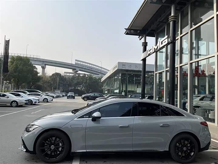 Фото 6 - Mercedes-Benz EQE