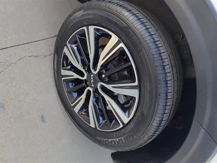 Фото 6 - Kia KX1