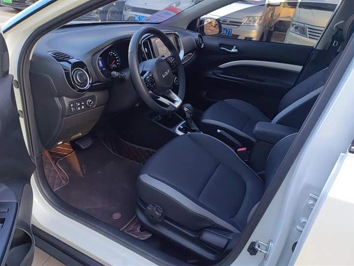 Фото 9 - Kia KX1