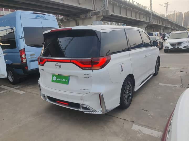 Фото 7 - GAC Trumpchi M8