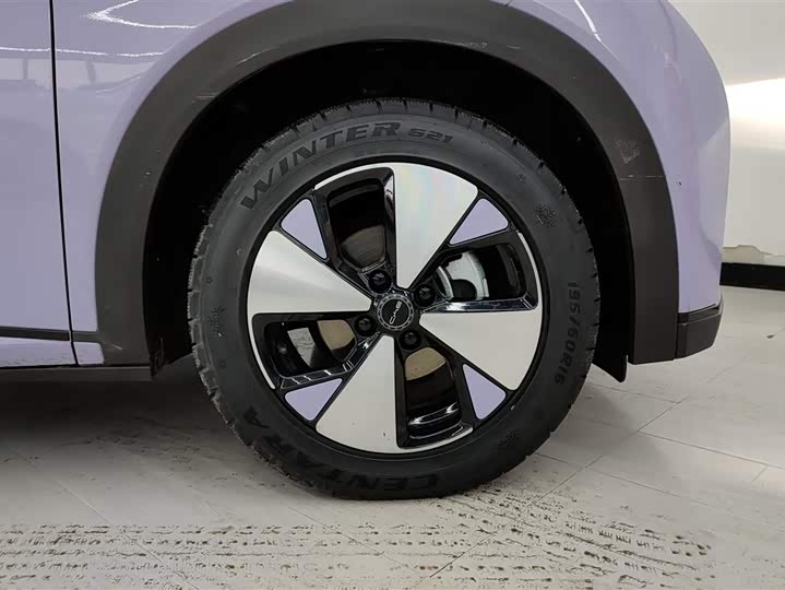 Фото 6 - BYD Dolphin