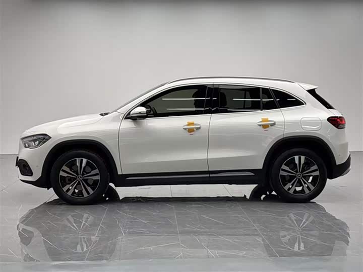 Фото 5 - Mercedes-Benz GLA-Class