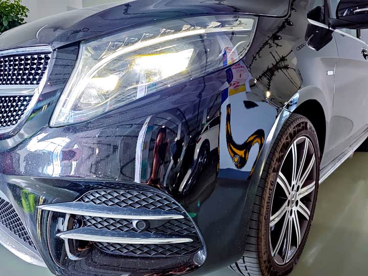 Фото 6 - Mercedes-Benz V-Class